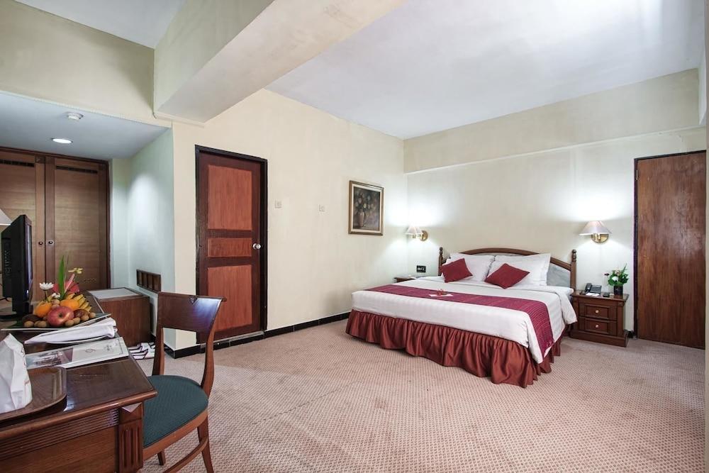 Sahid Kawanua Hotel